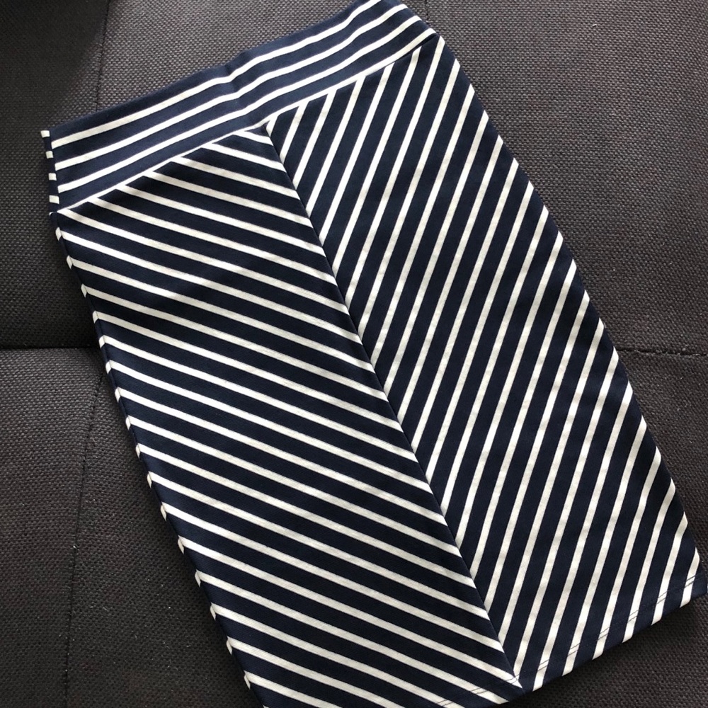 Striped pencil skirt